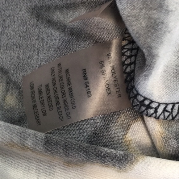 Calvin Klein Top - Picture 3 of 4